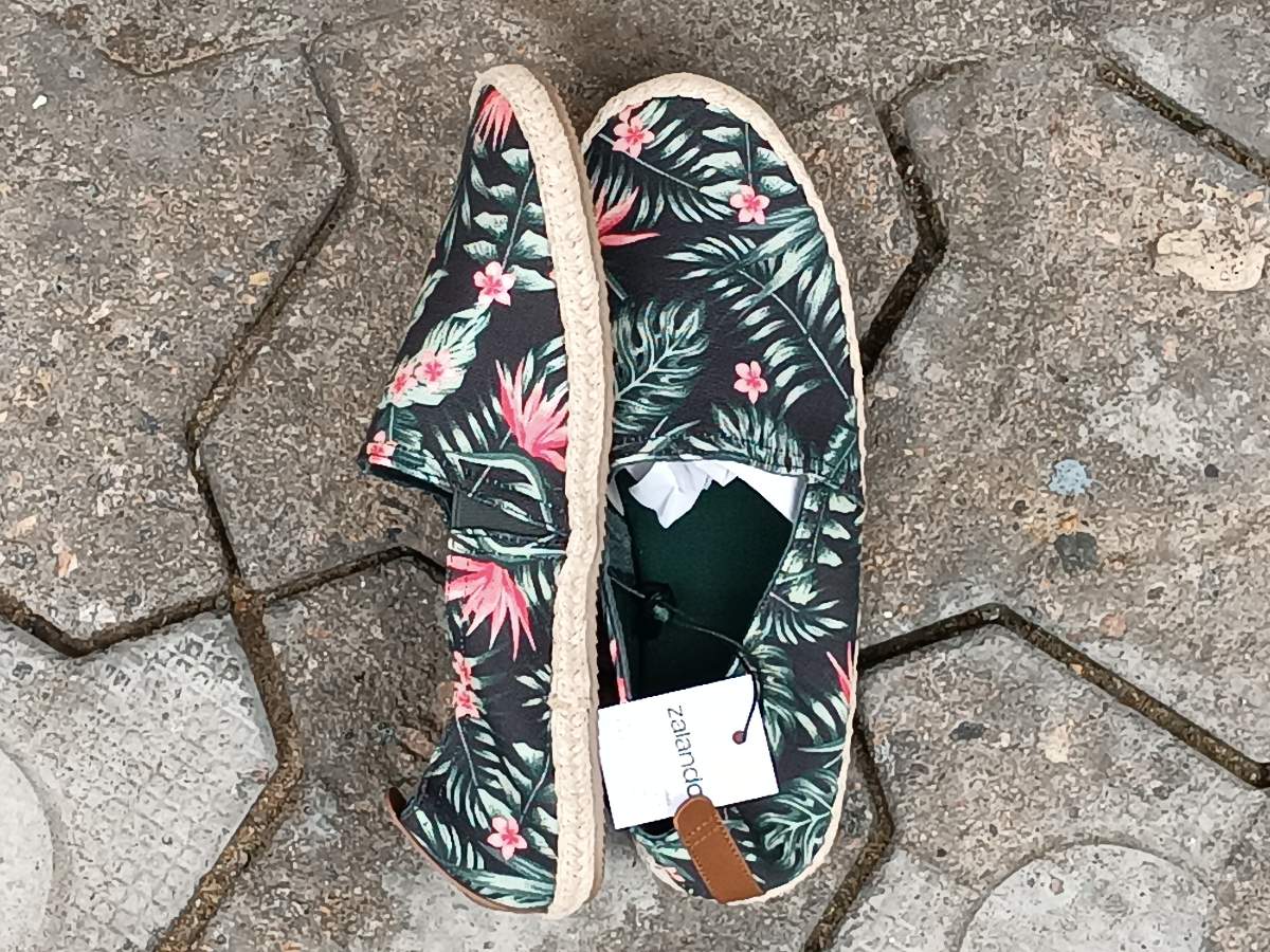 Espadrilles pointure 42.