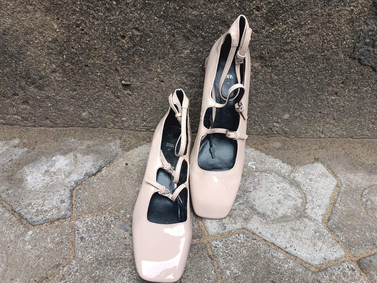 Chaussures femme pointure 41 Zara